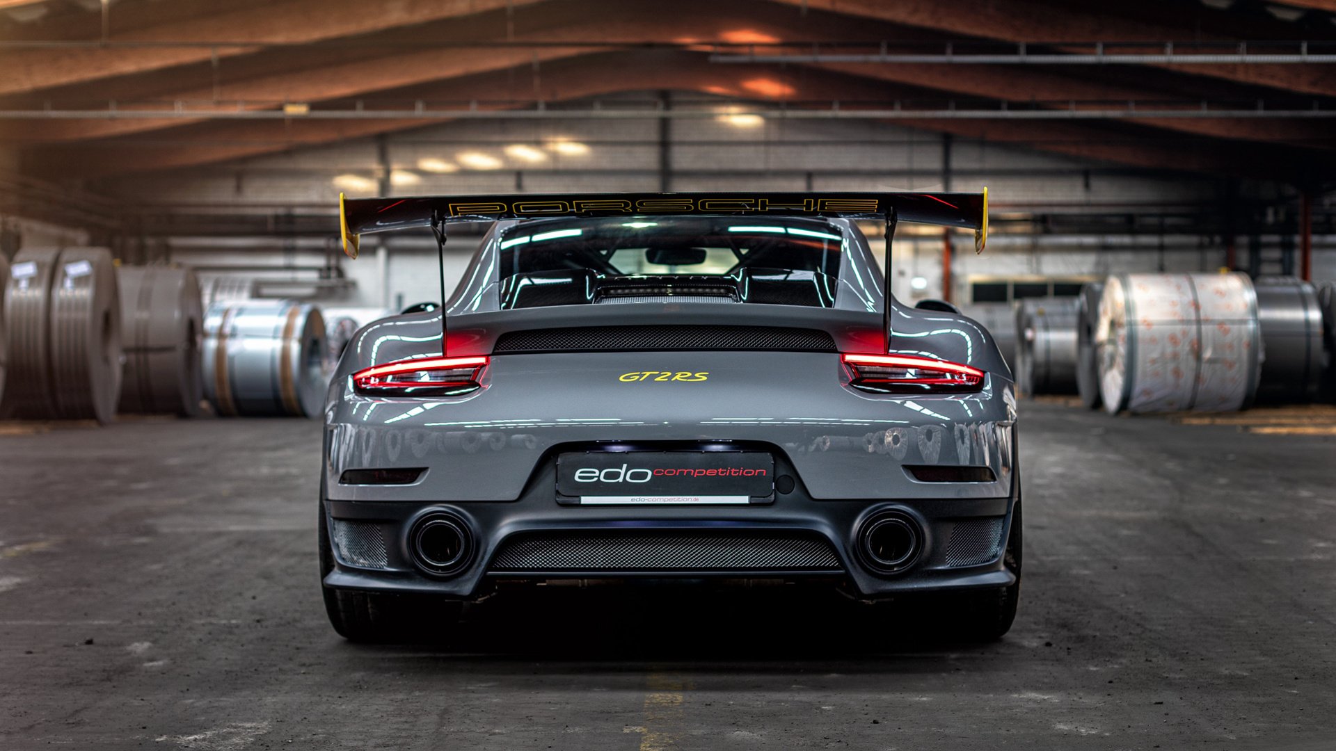 “西甲焦点赛事:新星闪耀引全场热议”,西甲星星