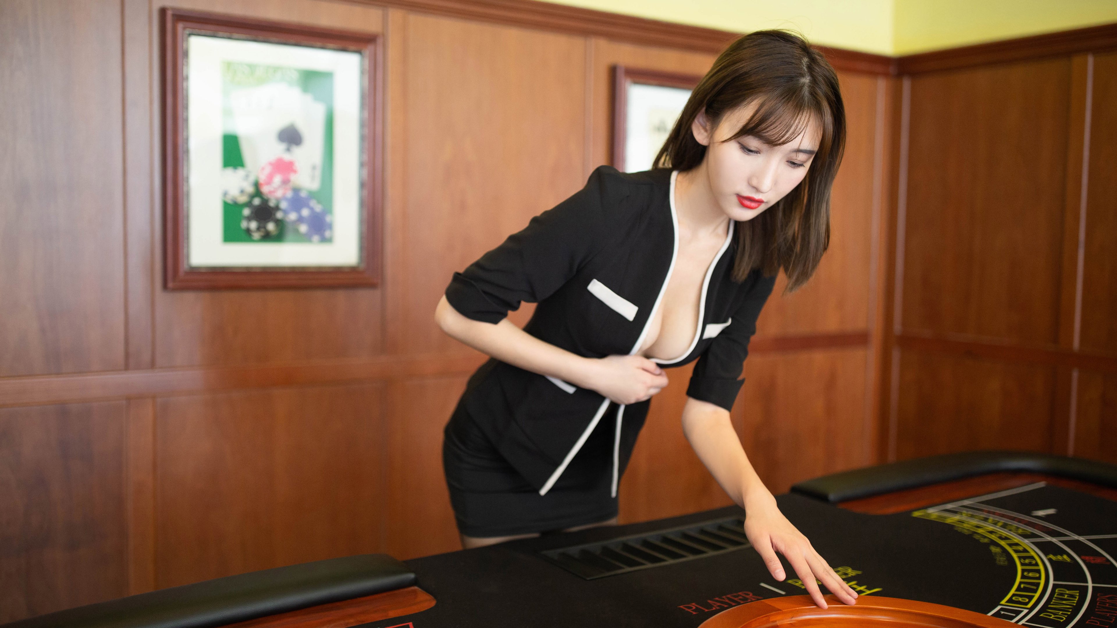 湖人詹眉合璧大胜开拓者，詹眉合砍50分湖人大胜独行侠