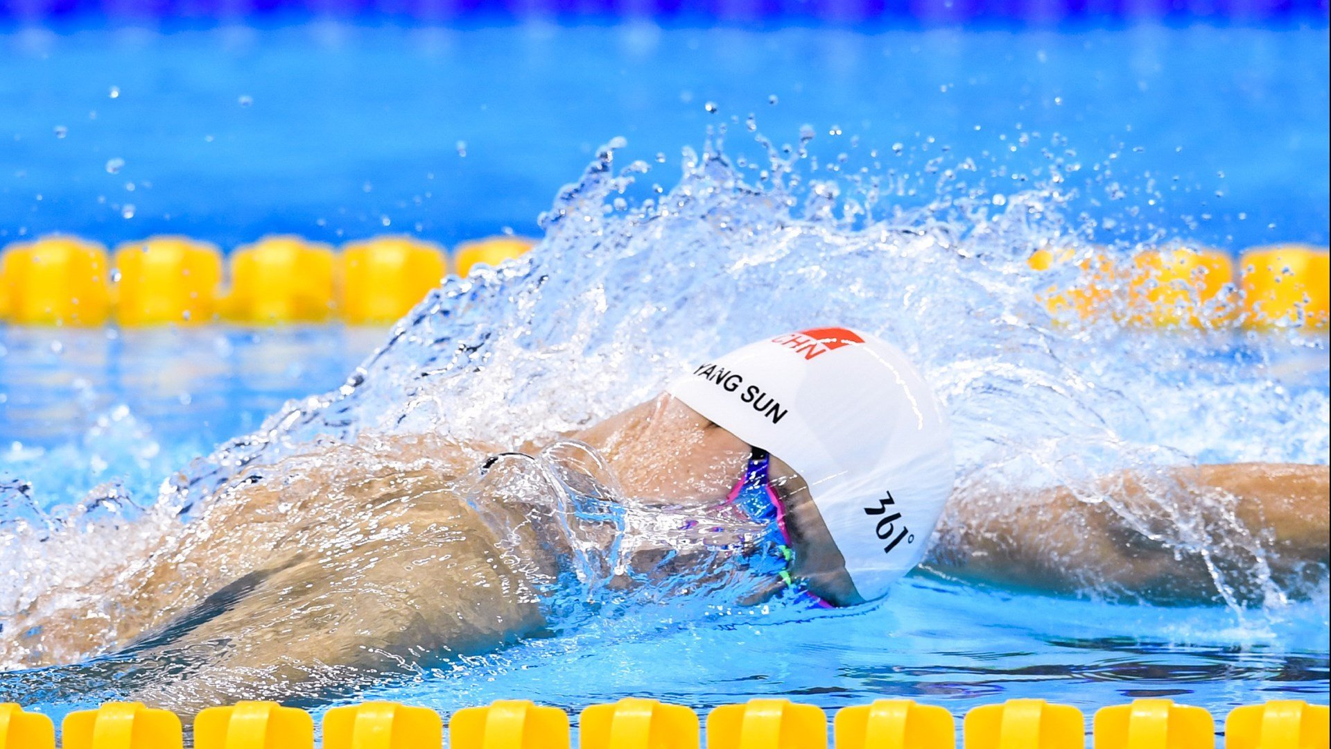 _运动员生活揭秘：训练、休闲与健康管理_，运动员训练日常